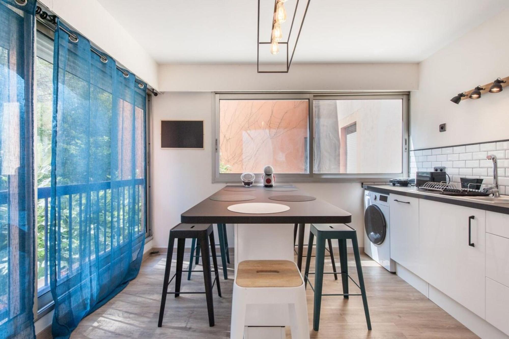 Cosy La Baie Des Anges - Plage La Ciotat - Classe 3 Etoiles Apartment Luaran gambar